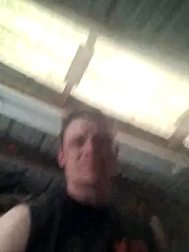 MaddyC6992 online show from 04-11-26, 05:39