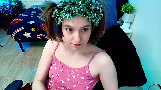 Snapshot of CranberryHot chatting on 01-31-26, 10:08 CranberryHot online show from 01-31-26, 10:08