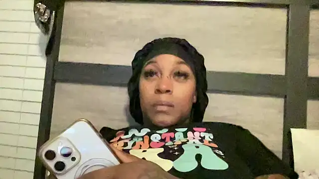 Creamesensation online show from 10-25-25, 06:43