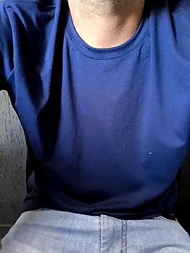 Leo Big online show from 03-24-26, 01:05