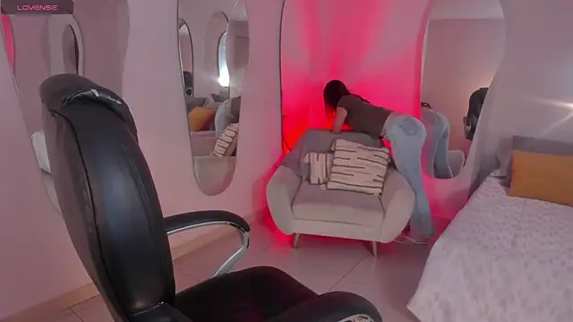 MorganHicks online show from 02-15-25, 05:50