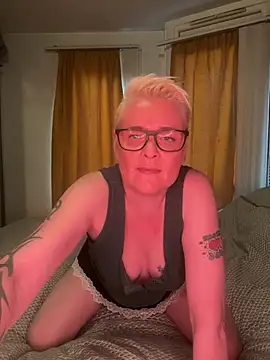 Gizzithehotone online show from 03-20-26, 03:06