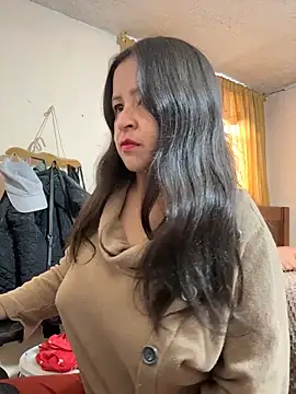 latinfemale online show from 03-11-26, 08:04