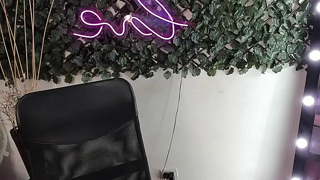 DestinyHills online show from 09-27-25, 12:21