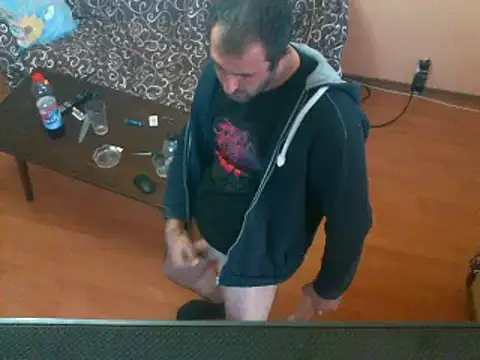 Snapshot of ZDRAVKICH chatting on 12-23-24, 07:17 ZDRAVKICH online show from 12-23-24, 07:17