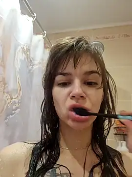 Snapshot of alyssa_sweet chatting on 11-12-25, 04:57 alyssa sweet online show from 11-12-25, 04:57