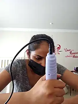 Snapshot of DirtySnowball69 chatting on 01-11-25, 11:34 DirtySnowball69 online show from 01-11-25, 11:34