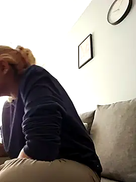 Snapshot of DirtySnowball69 chatting on 10-06-25, 03:09 DirtySnowball69 online show from 10-06-25, 03:09