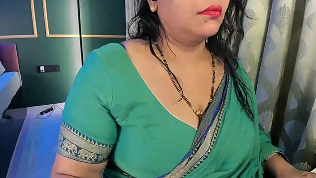 Snapshot of tarivishu23 chatting on 02-02-26, 01:37 tarivishu23 online show from 02-02-26, 01:37