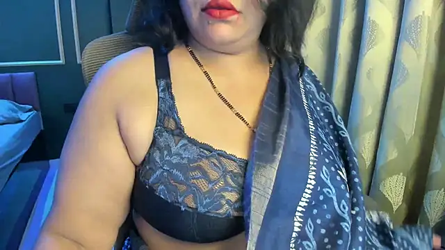 Snapshot of tarivishu23 chatting on 04-21-26, 01:53 tarivishu23 online show from 04-21-26, 01:53