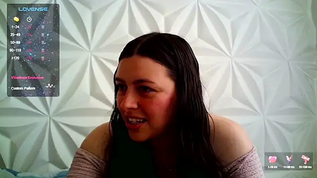 Snapshot of jerryandjessica chatting on 09-14-25, 08:41 jerryandjessica online show from 09-14-25, 08:41