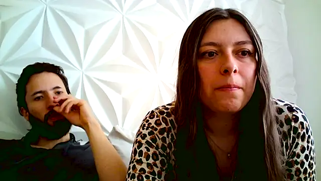 Snapshot of jerryandjessica chatting on 11-14-25, 09:57 jerryandjessica online show from 11-14-25, 09:57