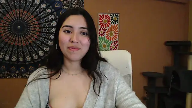 IntimateTales online show from 01-10-25, 07:54