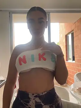 emma andrew1 online show from 11-10-25, 02:27