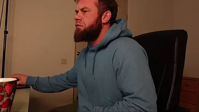 Tommy Burnz online show from 01-12-25, 02:35