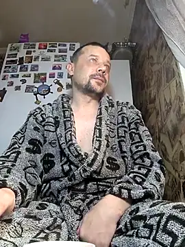 DanielOhCool online show from 03-17-26, 05:33