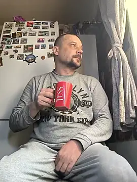 DanielOhCool online show from 04-18-26, 06:28