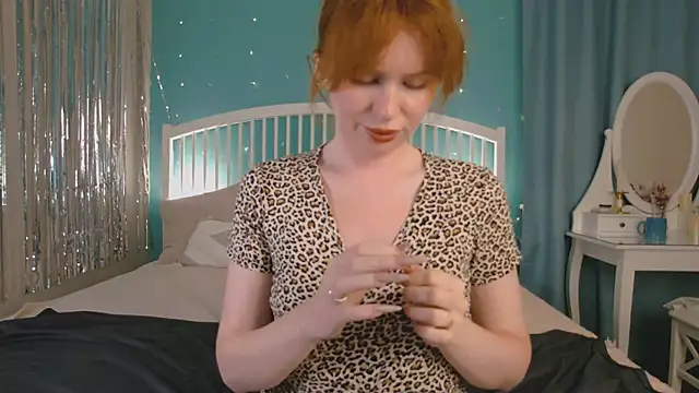 Snapshot of GingerArin chatting on 05-31-26, 12:23 GingerArin online show from 05-31-26, 12:23