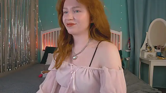 Snapshot of GingerArin chatting on 06-17-26, 12:07 GingerArin online show from 06-17-26, 12:07