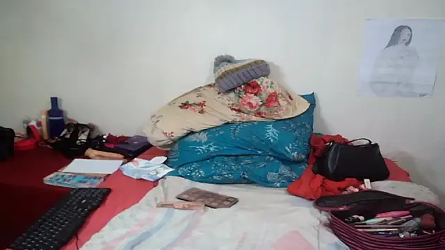Snapshot of Indian_FireXX chatting on 07-09-26, 05:44 Indian FireXX online show from 07-09-26, 05:44