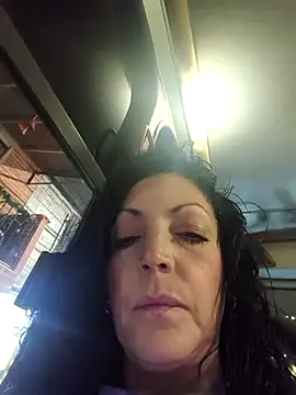 Snapshot of mijal_queen chatting on 11-30-25, 12:25 mijal queen online show from 11-30-25, 12:25