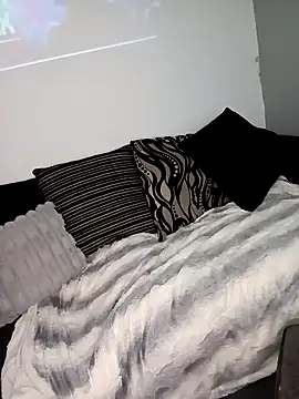 Leanne43 online show from 02-25-26, 08:07