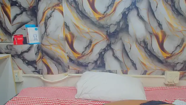 Snapshot of Ms_Rosexxx chatting on 12-19-25, 07:43 Ms Rosexxx online show from 12-19-25, 07:43