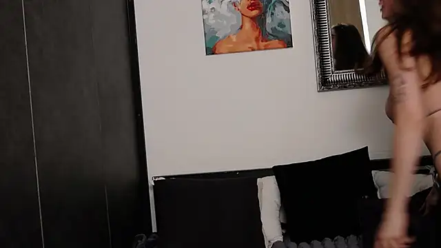 Ashley Ross  online show from 02-20-25, 10:27