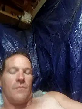 Snapshot of FUNINWV9 chatting on 09-30-25, 11:32 FUNINWV9 online show from 09-30-25, 11:32