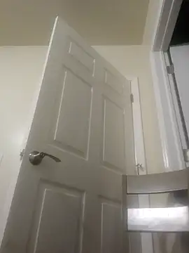 Snapshot of FUNINWV9 chatting on 02-19-26, 09:49 FUNINWV9 online show from 02-19-26, 09:49