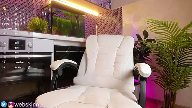 Snapshot of Top_Skinny chatting on 11-22-25, 03:11 Top Skinny online show from 11-22-25, 03:11