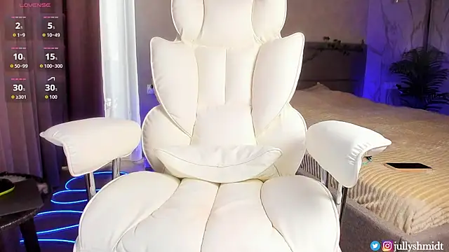 Snapshot of Top_Skinny chatting on 05-26-26, 04:41 Top Skinny online show from 05-26-26, 04:41