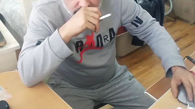 Snapshot of LiONTURK chatting on 10-05-25, 09:18 LiONTURK online show from 10-05-25, 09:18