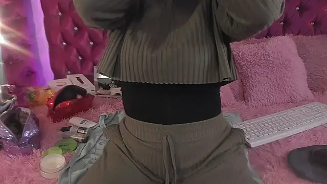 Nara belen online show from 10-18-25, 04:15