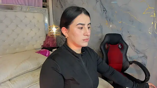 Snapshot of Nara_belen chatting on 05-28-26, 03:04 Nara belen online show from 05-28-26, 03:04