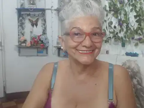 FunnyGrandma online show from 02-08-25, 05:40