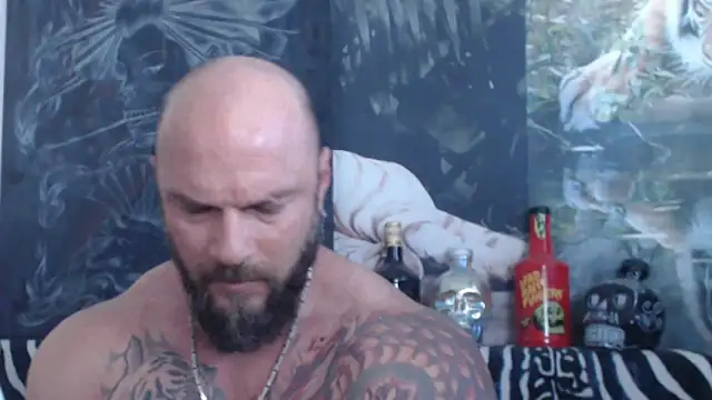 Snapshot of viking_30 chatting on 06-19-26, 06:40 viking 30 online show from 06-19-26, 06:40