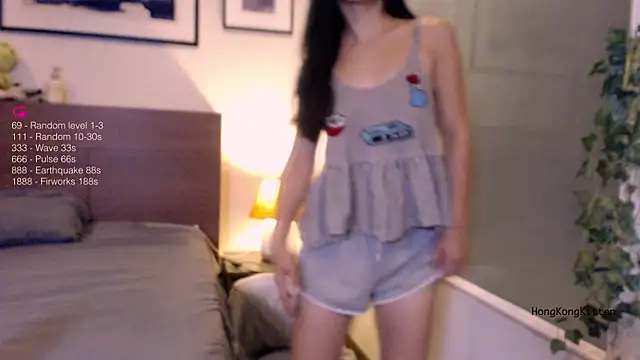 Snapshot of hongkongkitten chatting on 07-15-26, 09:47 hongkongkitten online show from 07-15-26, 09:47
