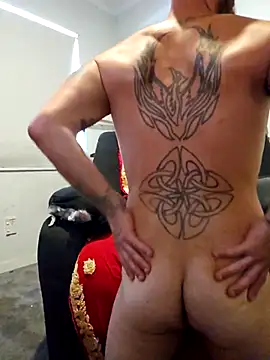 Snapshot of PhoenixDesire@xh chatting on 01-13-26, 01:00 PhoenixDesirexh online show from 01-13-26, 01:00