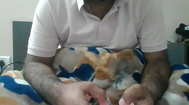 coolrocky346 online show from 12-31-24, 02:14