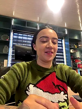 EmmyEvans1 online show from 12-15-25, 01:26