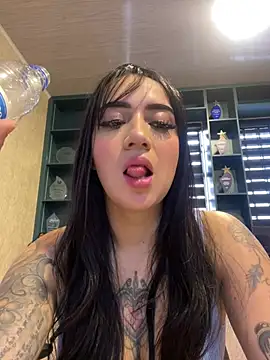 EmmyEvans1 online show from 01-31-26, 07:11