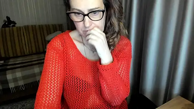 lauraoven online show from 02-26-26, 03:11