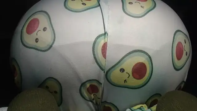 Snapshot of prettyangelsquirt chatting on 10-11-25, 09:35 prettyangelsquirt online show from 10-11-25, 09:35