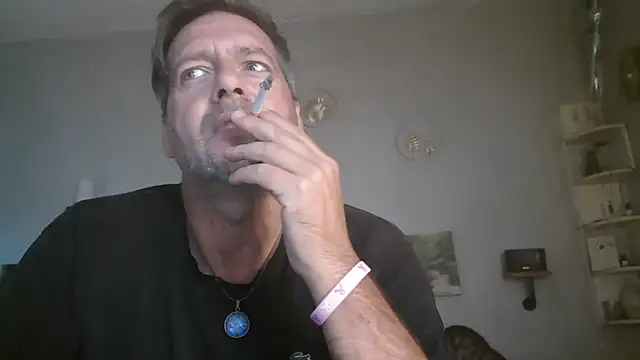 matrikes1 online show from 10-15-25, 02:50