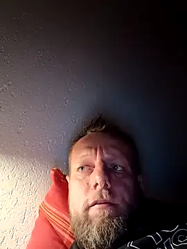 Snapshot of Kw8585kw chatting on 05-03-26, 02:28 Kw8585kw online show from 05-03-26, 02:28