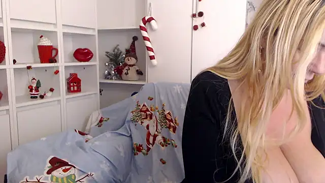 Snapshot of spell_of_love chatting on 01-12-26, 02:06 spell of love online show from 01-12-26, 02:06