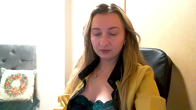 SusanCurt online show from 02-05-26, 08:24