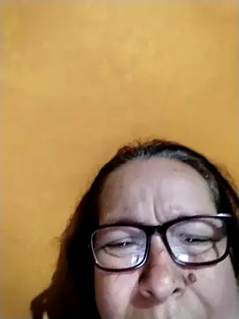 LaGochis07 online show from 04-09-26, 11:37