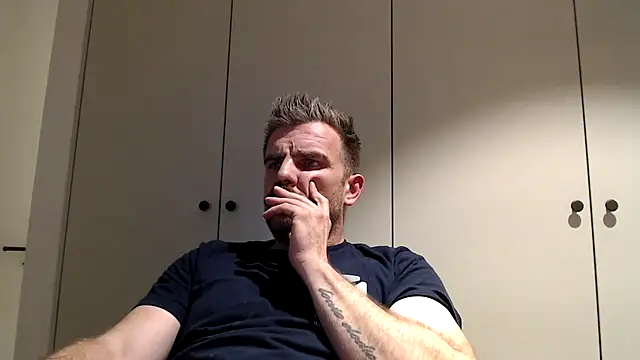 mrbigballs online show from 06-12-26, 08:52
